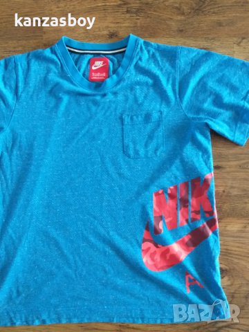 Nike - страхотна юношеска тениска КАТО НОВА, снимка 3 - Детски тениски и потници - 41580075