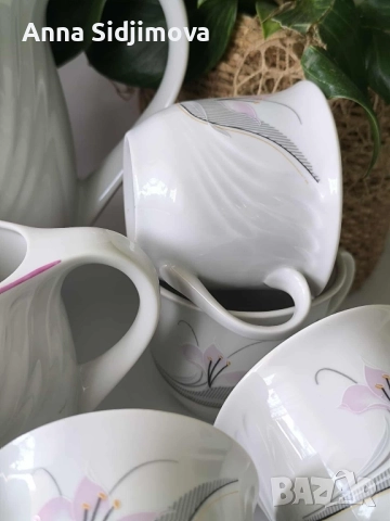 Български порцелан сервиз за чай , снимка 3 - Сервизи - 51884107