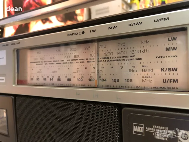 GRUNDIG RR220, снимка 9 - Радиокасетофони, транзистори - 47358927