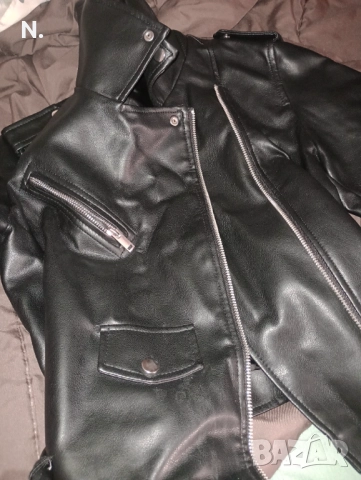 Черно кожено яке дамско , снимка 4 - Якета - 52720782