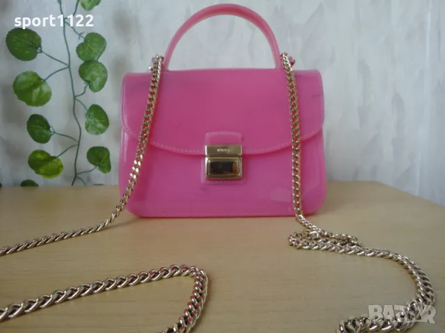 Furla/оригинална силиконова чантичка, снимка 2 - Чанти - 48963746