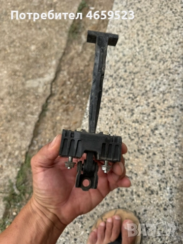 Ограничител на предна врат Опел Астра Opel Astra H само за 15лв. 13107175, снимка 3 - Части - 52543904