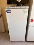 Продавам вертикален фризер ., снимка 1