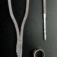 Стилен дамски дизанерски комплект от сребро, снимка 2 - Бижутерийни комплекти - 44826047