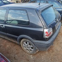 Volkswagen Golf III 2.0 (115 кс) НА ЧАСТИ, снимка 2 - Автомобили и джипове - 39002343