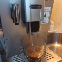 Кафеавтомат Делонги Аутентика с кана за капучино, прави страхотно кафе с каймак и капучино , снимка 5 - Кафемашини - 40251921
