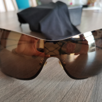 Оригинални слънчеви очила Givenchy , снимка 1 - Слънчеви и диоптрични очила - 36397418