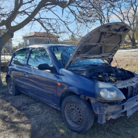 Renault Clio 1.2 I на части, снимка 3 - Автомобили и джипове - 44824803