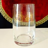 Стъклена чаша,златни лози. , снимка 1 - Чаши - 40951409