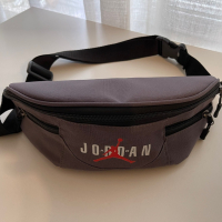 Чанти за през кръста и гърдите Jordan , Nike , Adidas , снимка 2 - Чанти - 44695061