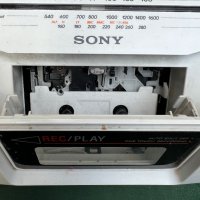 Продавам радио касетофон sony, снимка 6 - Ресийвъри, усилватели, смесителни пултове - 42057867