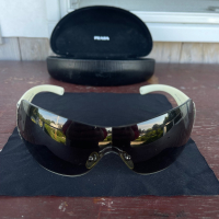 Prada оригинални очила, снимка 6 - Слънчеви и диоптрични очила - 44821442