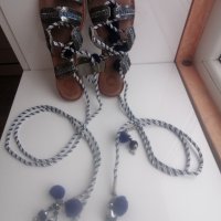 Уникални Gioseppo сандали с пискюли + подарък блузка в подходящо синьо, снимка 11 - Сандали - 35957507