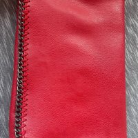 Червена чанта, снимка 1 - Чанти - 41629797