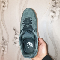 маратонки  Nike Air Force 1 07 LV8 Suede 'Outdoor Green номер 40,5-41, снимка 10 - Маратонки - 40875229