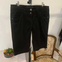 Черни дънки до коляното в размер М, снимка 6 - Къси панталони и бермуди - 44779474