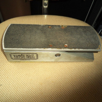 Ernie Ball volume pedal, снимка 2 - Китари - 44932031