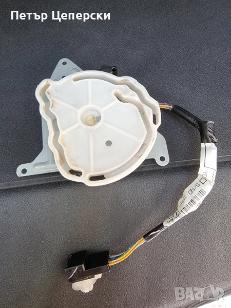 Серво Моторче за Toyota corolla, снимка 1