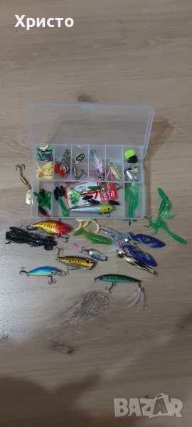 Комплект 110 части за спинингов риболов воблери блесни клатушки силикони , снимка 1