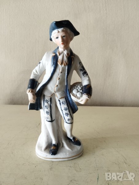 порцеланова статуетка, снимка 1