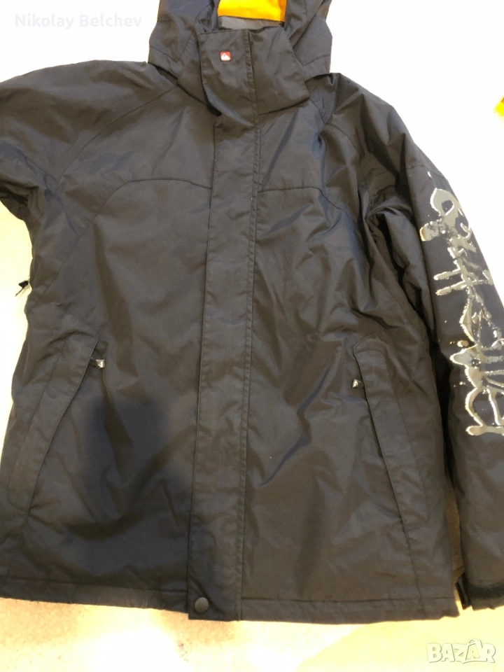 Яке quicksilver, снимка 1