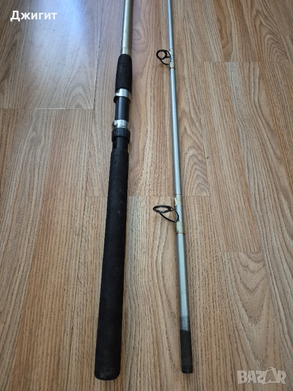 Риболовна пръчка от две части + машинка , снимка 1