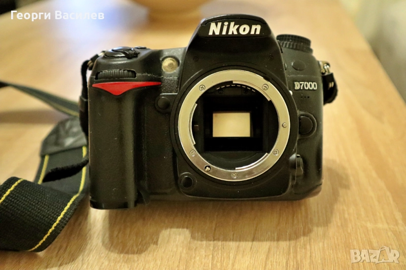 Nikon D7000 за смяна на затвор, снимка 1