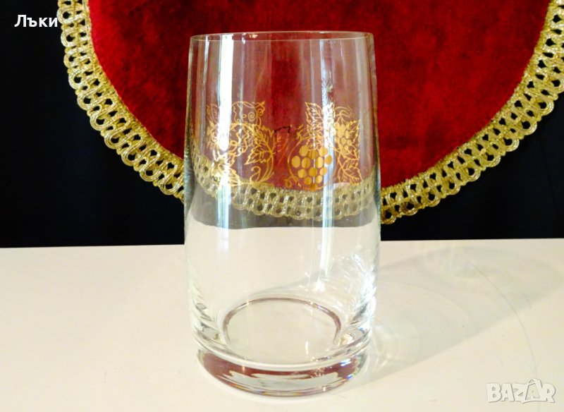 Стъклена чаша,златни лози. , снимка 1