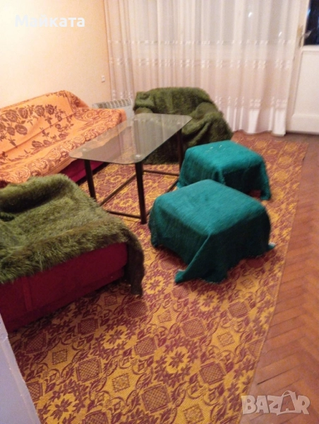 Тристаен апартамент под наем ,обзаведен,център., снимка 1