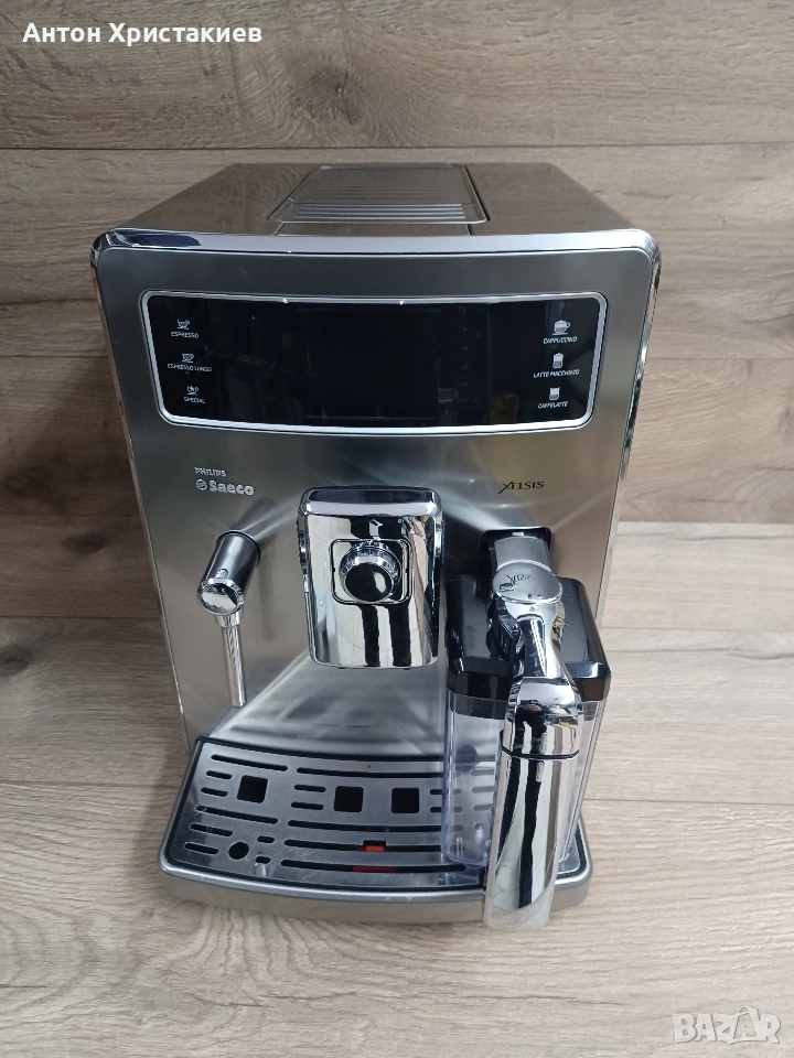 Продавам кафемашина Saeco Xelsis HD8944, снимка 1