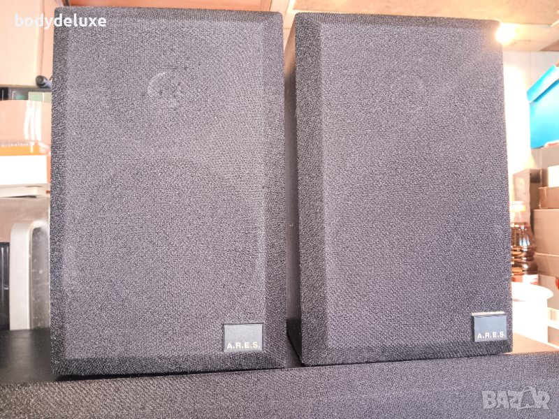 Elac A.R.E.S. alpha effect двулентови букшелф колони, снимка 1