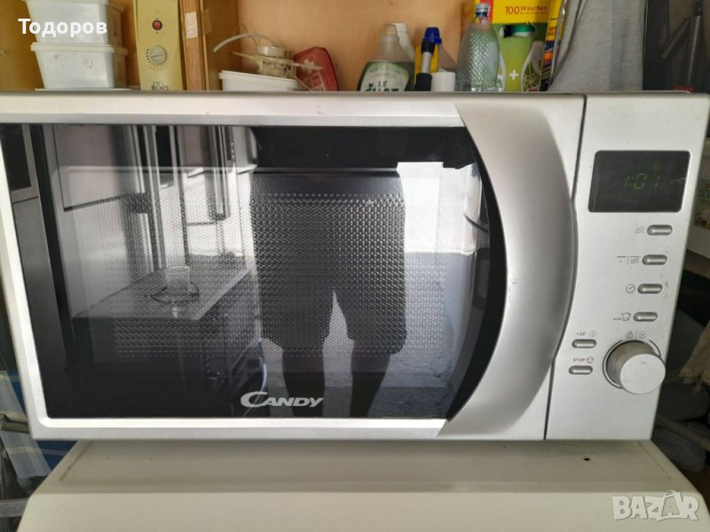 Микровълнова печка с грил Candy, снимка 1