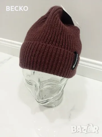 вълнена шапка Champion, снимка 3 - Шапки - 47983172