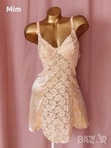 XS /S Розова нощница от сатен и дантела , снимка 3 - Нощници - 53842970