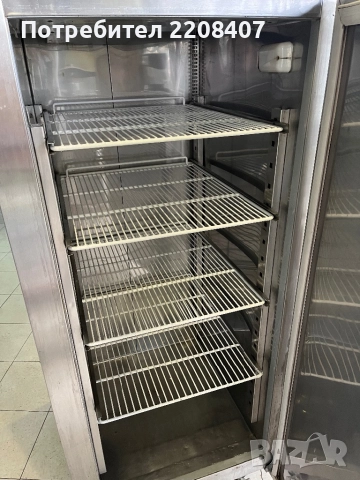 Хладилник професионален, снимка 4 - Хладилни витрини и фризери - 52504599