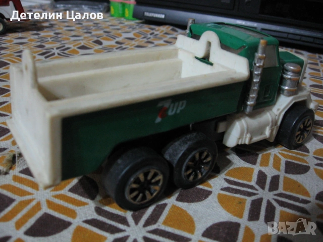 Два броя ретро соц метални камиончета, снимка 8 - Колекции - 53790682