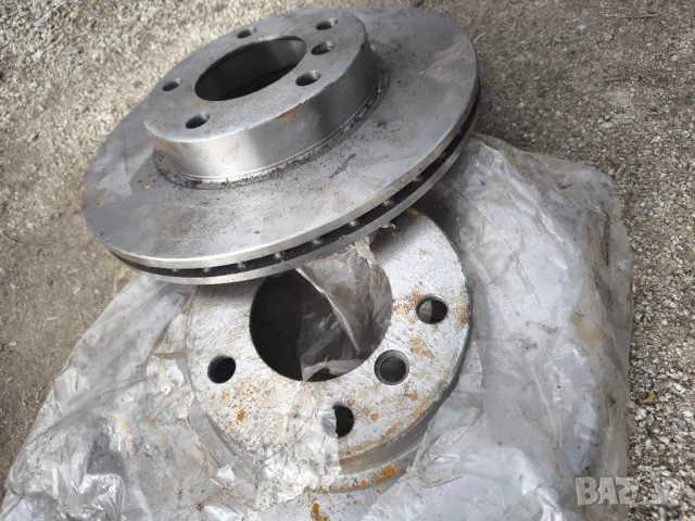 Предни спирачни дискове за БМВ Е46, снимка 2 - Части - 49513613