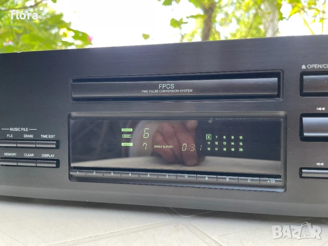 ONKYO DX-7511 High End CD Player + remote , снимка 4 - MP3 и MP4 плеъри - 50501773