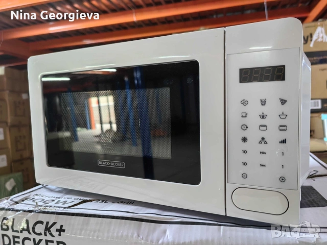 Микровълнова с грил Black+Decker BXMZ701E - 20L, 700W,, снимка 5 - Микровълнови - 53777216