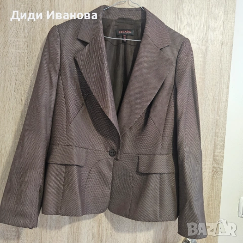 Дамско сако Escada