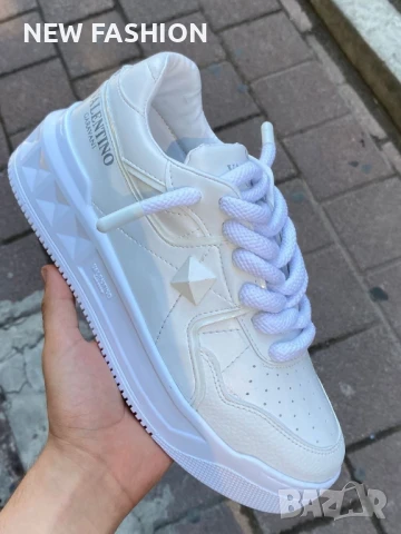 Дамски Обувки ✨ Valentino , снимка 2 - Дамски ежедневни обувки - 51137241