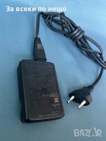 Оригинално зарядно за фотоапарат , Sony BC-CSGE , зарежда батерии NP-FG1 , NP-BG1, снимка 5 - Батерии, зарядни - 55886001