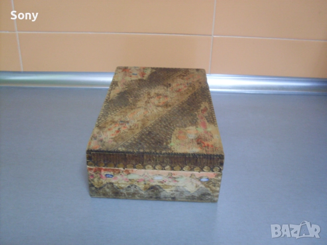 Стара войнишка дървена кутия., снимка 3 - Антикварни и старинни предмети - 52681477