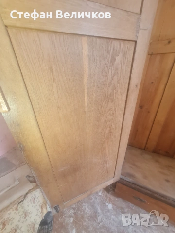 Стар масивен гардероб, изработен от благороден орех, снимка 12 - Антикварни и старинни предмети - 53856873