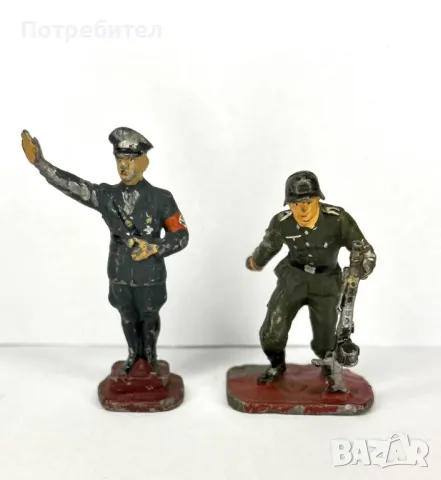 Фигурка на Хитлер и немски войник, снимка 4 - Антикварни и старинни предмети - 49665278