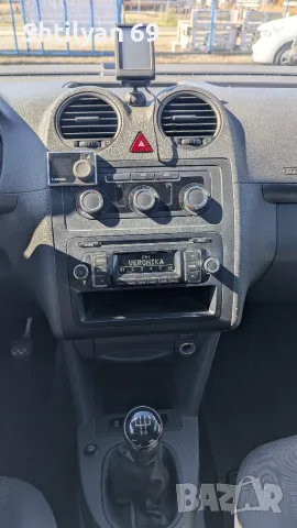 Volkswagen Caddy 1.6 TDI, снимка 11 - Автомобили и джипове - 56356830