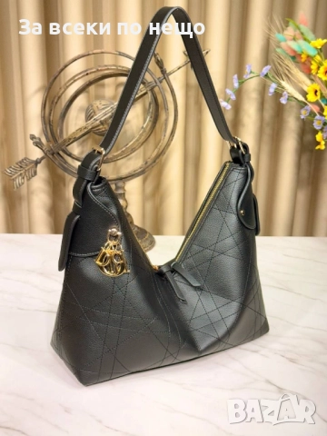 Christian Dior Дамска Чанта Кристиян Диор - Налични Различни Цветове Код E1136, снимка 2 - Чанти - 52658430