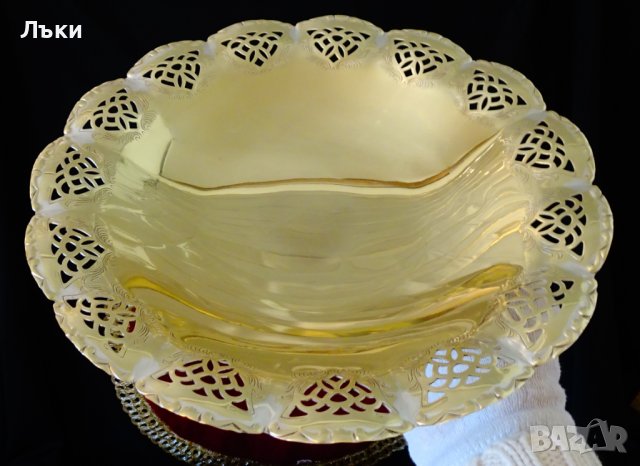 Бронзова фруктиера 26 см.,ажур,релеф,барок. 