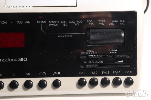 ГРУНДИГ GRUNDIG РАДИО ЧАСОВНИК ТРАНЗИСТОР, снимка 5 - Радиокасетофони, транзистори - 53758344