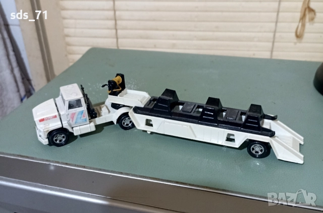 Метална количка ТИР ,с откачаща се платформа kaчествена изработка за колекция 30 лв, снимка 2 - Колекции - 52173955